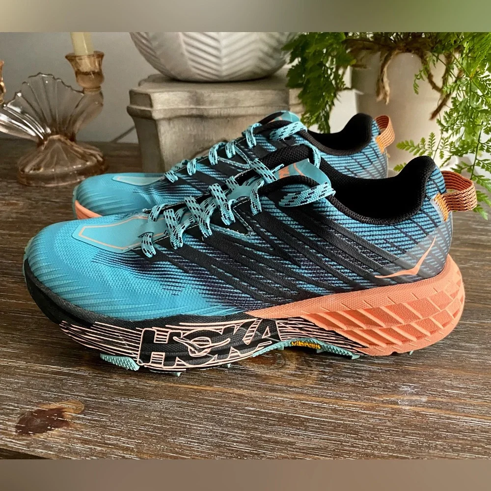 HOKA Speedgoat 4 Trail Running Walking Athletic Sneakers Shoes 6.5 Blue